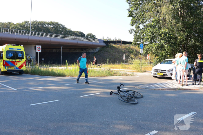 Wielrenner gewond bij aanrijding met auto