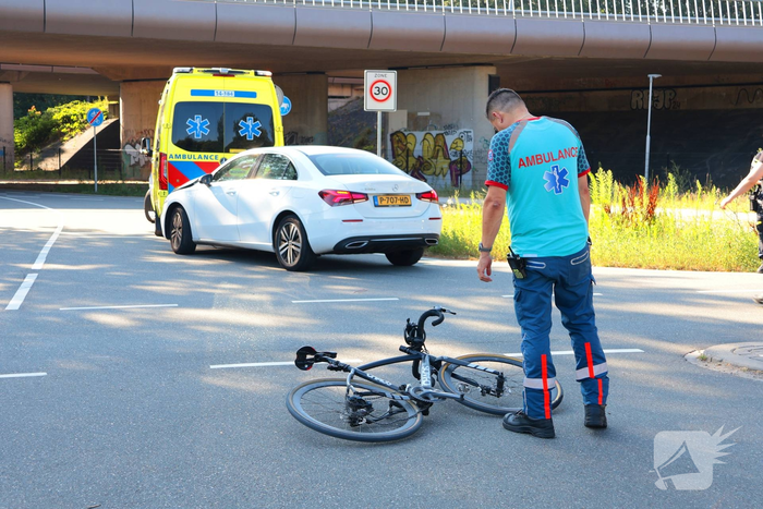 Wielrenner gewond bij aanrijding met auto