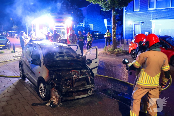 Brand in auto snel onder controle