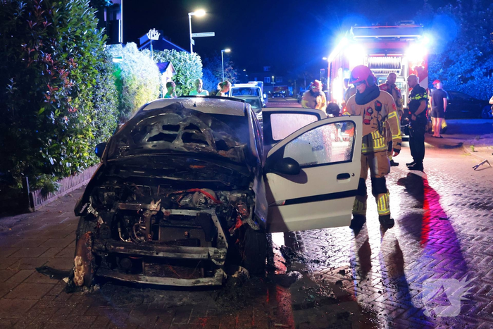 Brand in auto snel onder controle