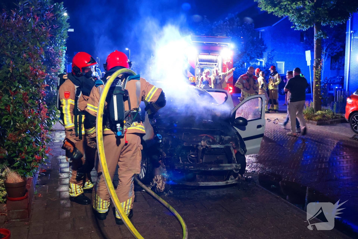 Brand in auto snel onder controle