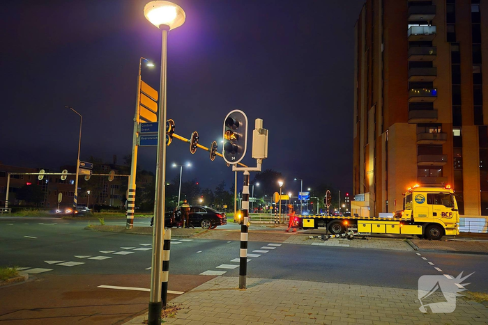 Botsing tussen twee voertuigen eindigt in vechtpartij