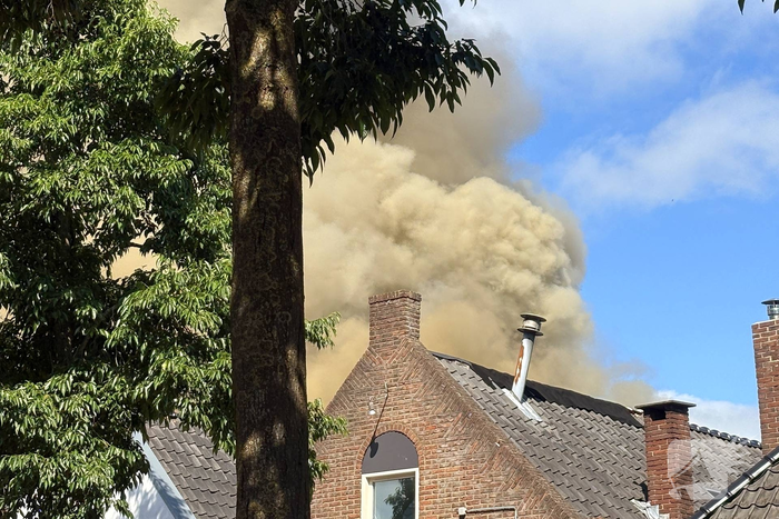 Zeer grote brand in Meppel leidt tot evacuatie