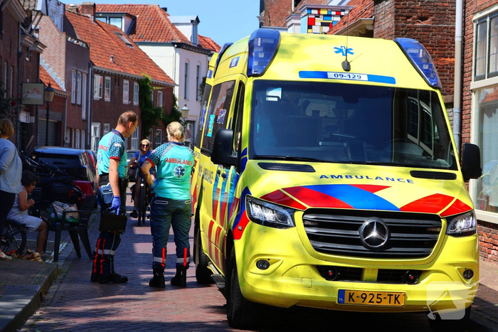 Fietsster valt en raakt gewond