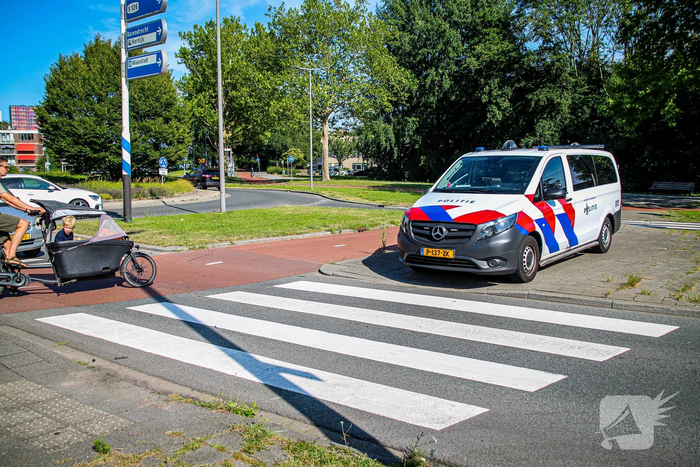 Ambulancedienst ingezet nadat scooterrijder botst