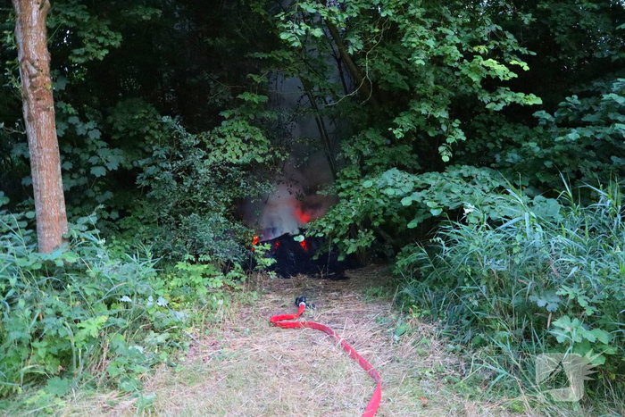 Broeibrand in bosschages geblust