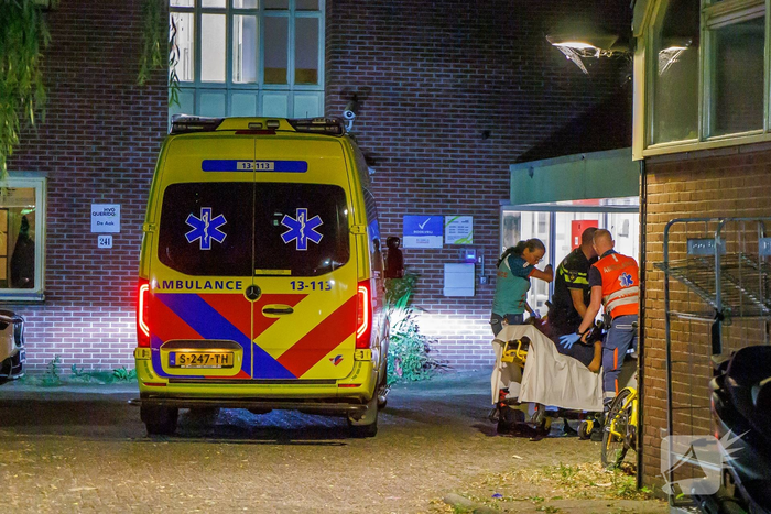 Man gewond bij steekincident in opvangcentrum