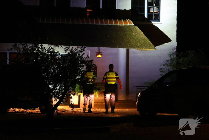 Vrouw gewond bij steekincident in café