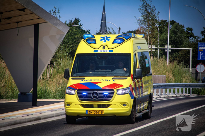 Reddingsbrigade en brandweer betrokken bij hulpverlening