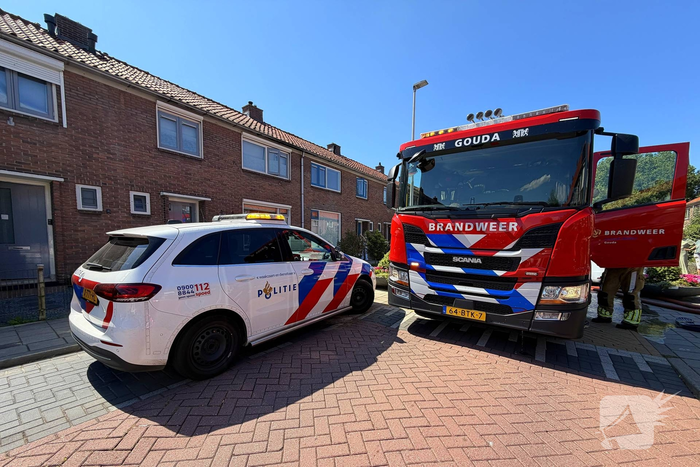 Brandweer groots opgeroepen na ontploffing van accu