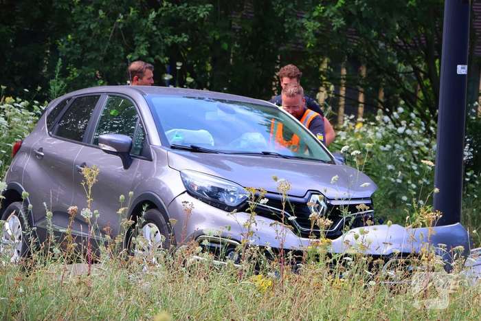 Bestuurder gereanimeerd bij ongeval