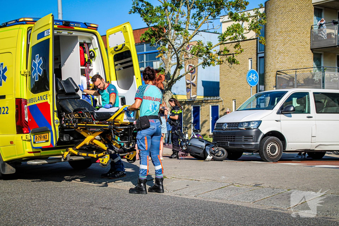 Scooterrijder gewond bij ongeval met auto