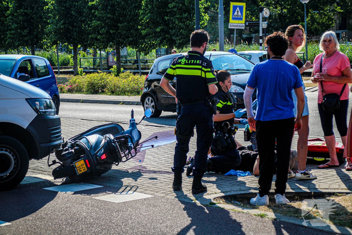 Scooterrijder gewond bij ongeval met auto