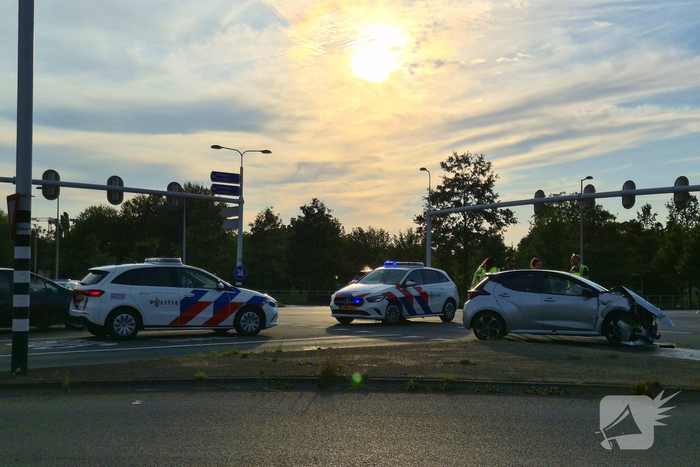 Hulpdiensten ingeschakeld na aanrijding