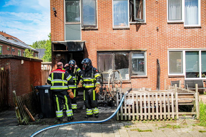 Scootmobiel leidt tot ernstige brand en schade aan woning
