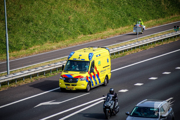 Kop-staartbotsing leidt tot verkeershinder
