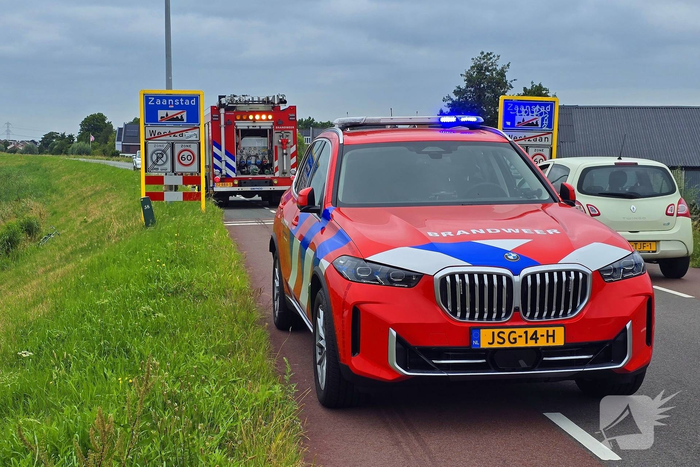 Hulpdiensten doorzoeken berm na aantreffen fiets
