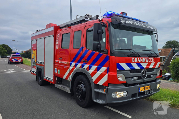 Hulpdiensten doorzoeken berm na aantreffen fiets