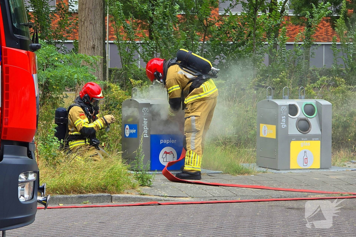 Brand in ondergrondse papiercontainer gedoofd