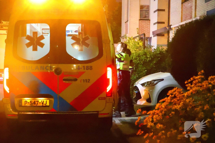 Bewoner naar ziekenhuis na brand in woning