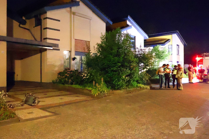 Bewoner naar ziekenhuis na brand in woning