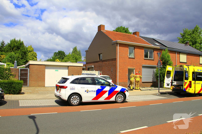 Brand in woning leidt tot ziekenhuisopname moeder en kind