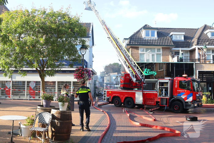 Grote brand in supermarkt leidt tot aanzienlijke hulpverlening
