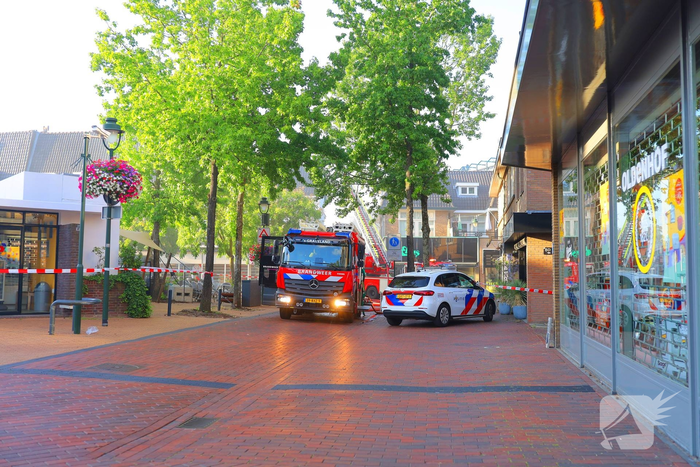 Woningbrand leidt tot grote inzet van brandweer