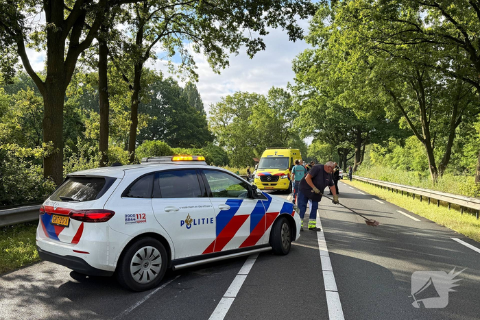 Ongeval met drie auto's leidt tot gewonden