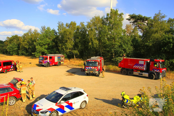 Grote brand in bosgebied vergt inzet van brandweer
