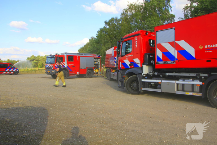 Grote brand in bosgebied vergt inzet van brandweer