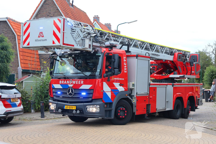 Tuinhuisje in vlammen op gegaan