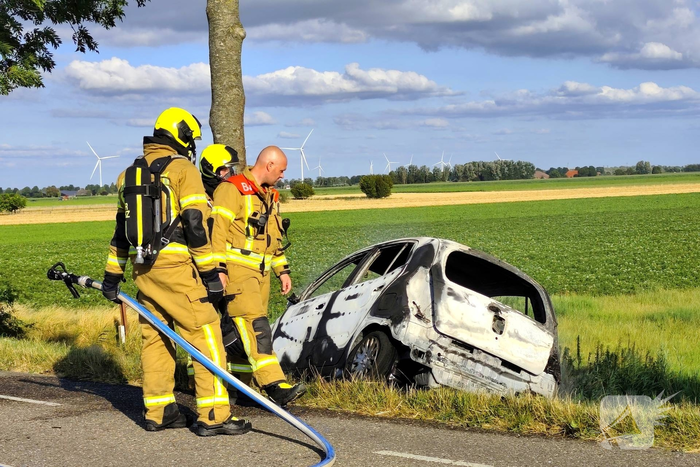 Dodelijk ongeval na aanrijding met boom