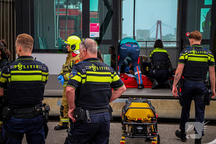 Zeven ambulances en traumahelikopter naar tramongeval