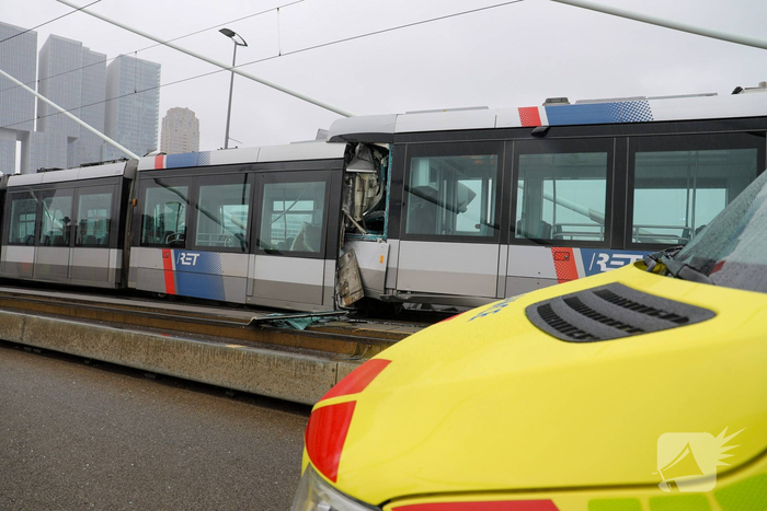 Zeven ambulances en traumahelikopter naar tramongeval