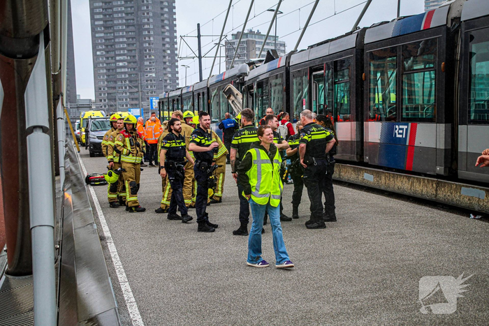 Zeven ambulances en traumahelikopter naar tramongeval