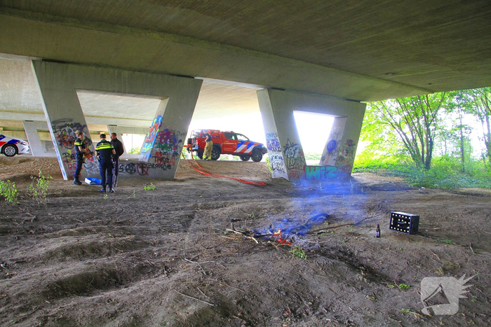 Man krijgt boetes voor stookvuur en alcoholgebruik