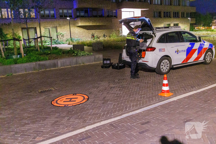 Explosie veroorzaakt brand bij woning