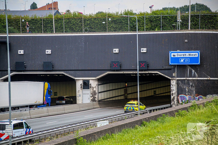 Vrachtwagenongeval zorgt voor grote verkeershinder