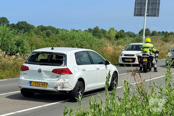 Aanrijding tussen twee voertuigen
