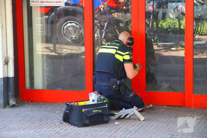 Supermarkt ontruimd door brand