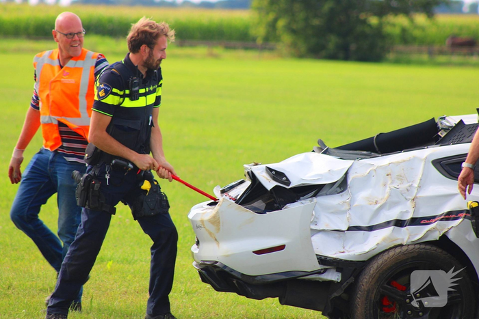Zwaar ongeval met auto in Tollebeek