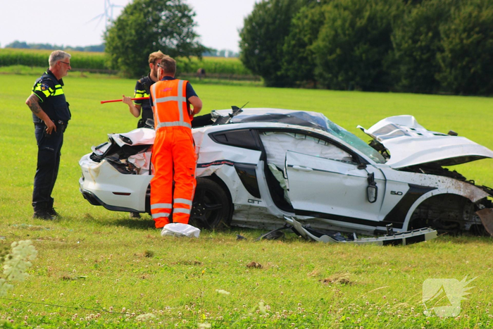 Zwaar ongeval met auto in Tollebeek