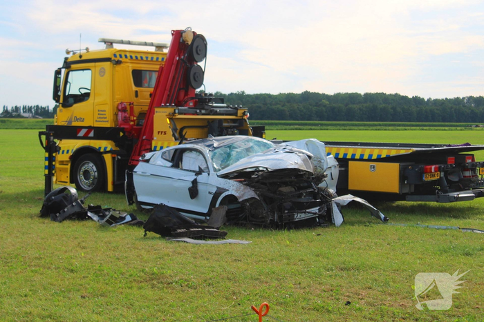 Zwaar ongeval met auto in Tollebeek