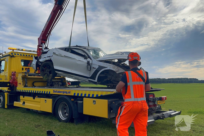 Zwaar ongeval met auto in Tollebeek