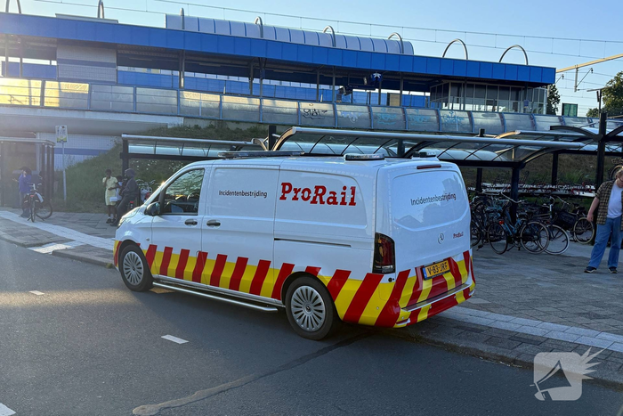 Treinverkeer stilgelegd door aanrijding op spoor