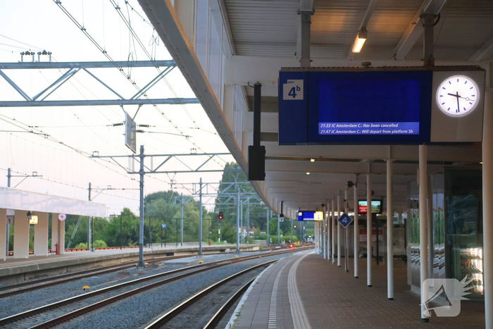 Drukte bij bussen door uitgevallen treinen
