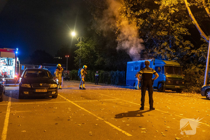 Brand in bestelbus snel onder controle