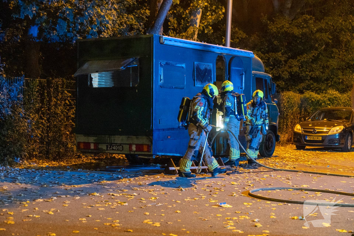 Brand in bestelbus snel onder controle