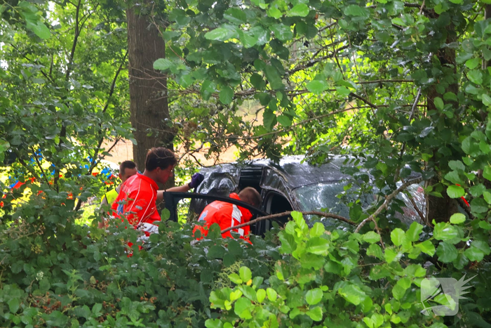 Ongeval met voertuig op snelweg